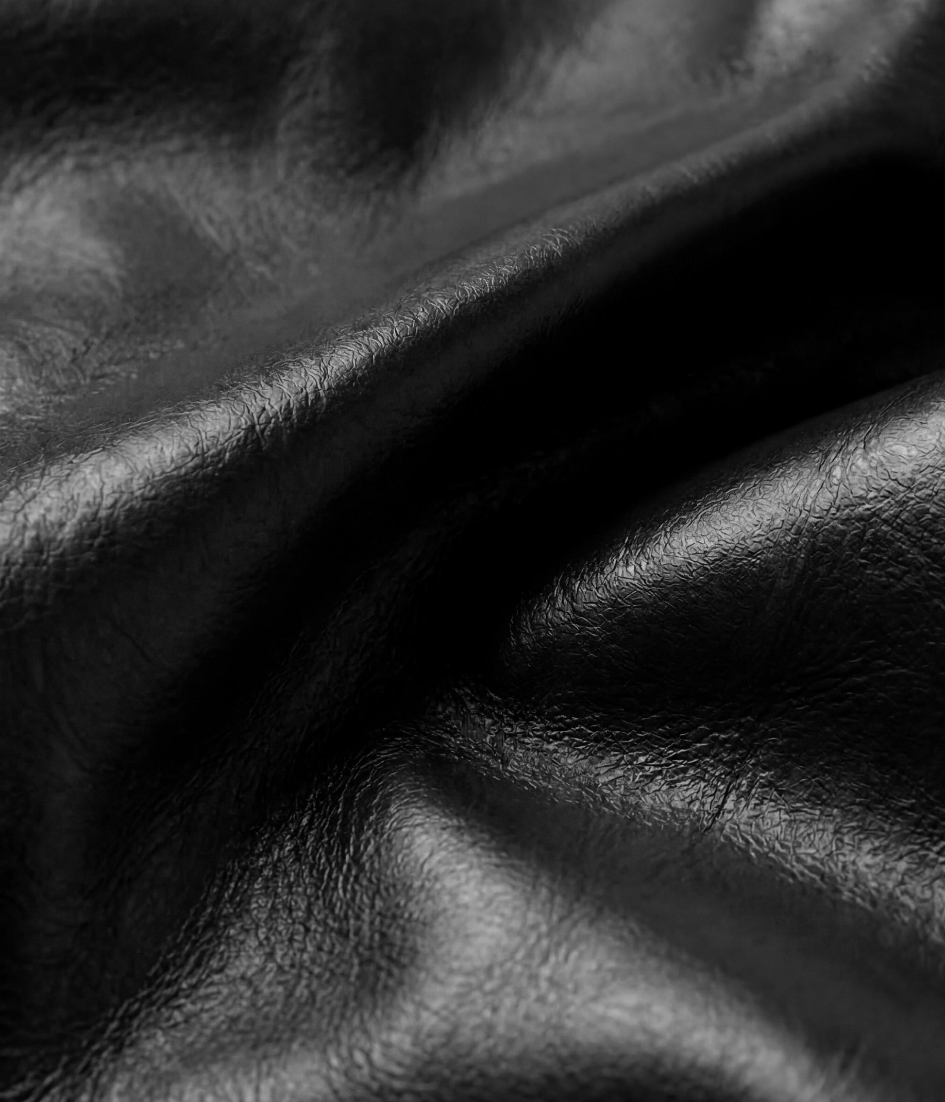 Zeus duffle - Black (Olive-based)