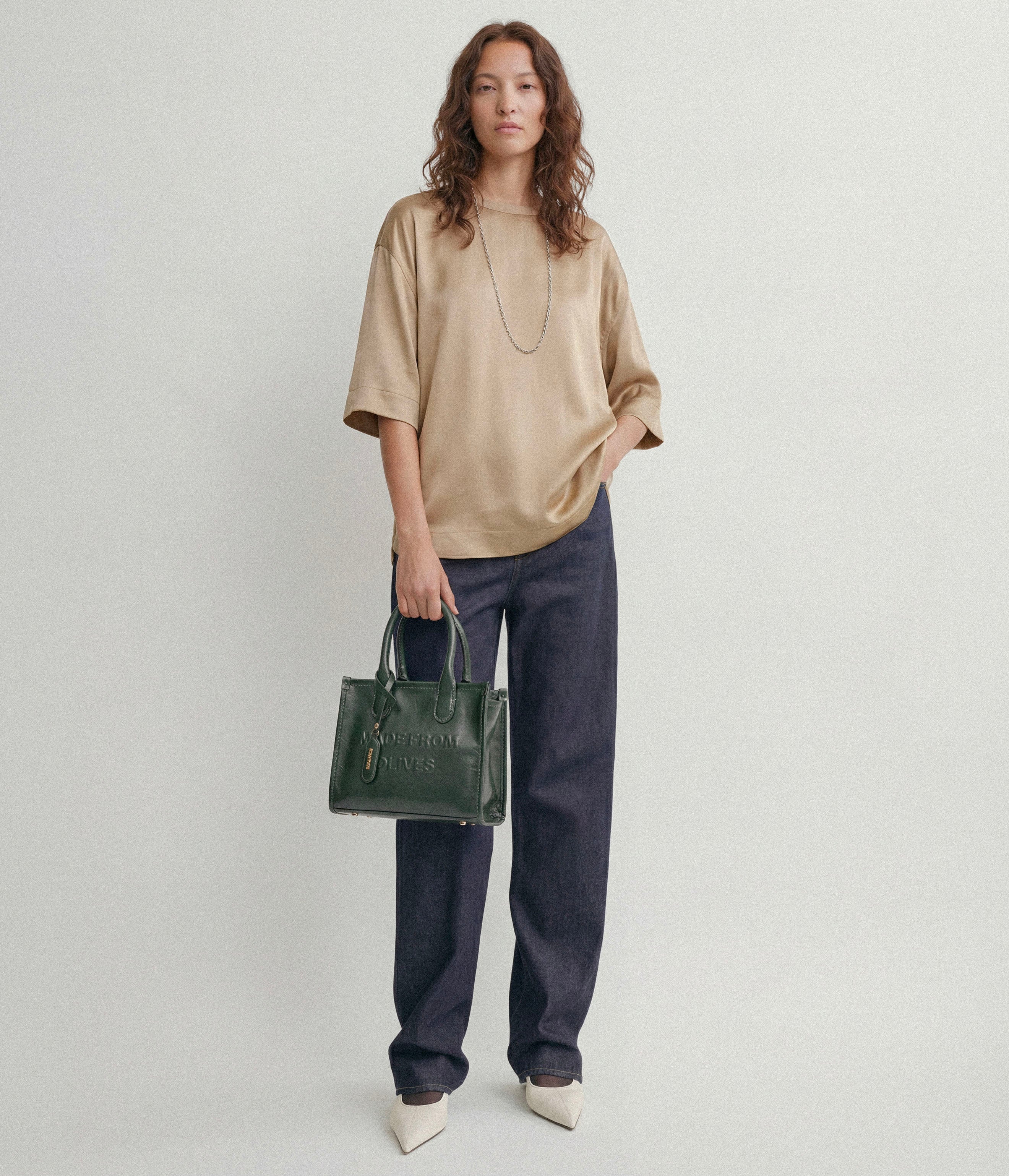 Alima Deluxe Medium Tote Bag Verde Foresta: vegan bag | Olives