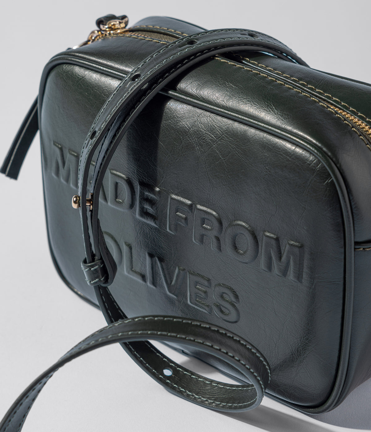 Delya Camera Bag - Ascot Green (Olive-based)