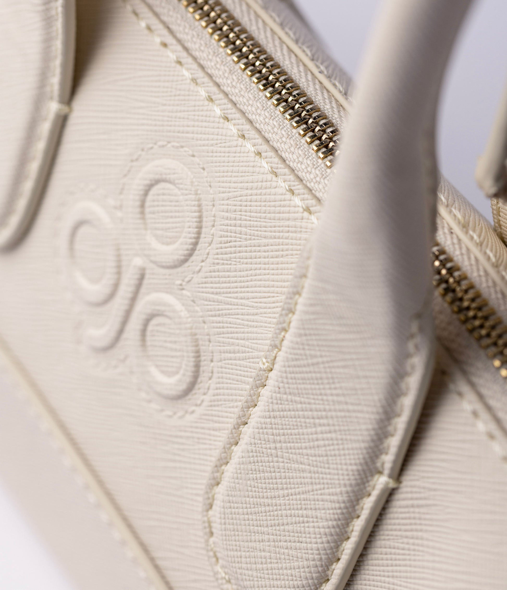 Gilda Baguette - Ice (Orange-based)