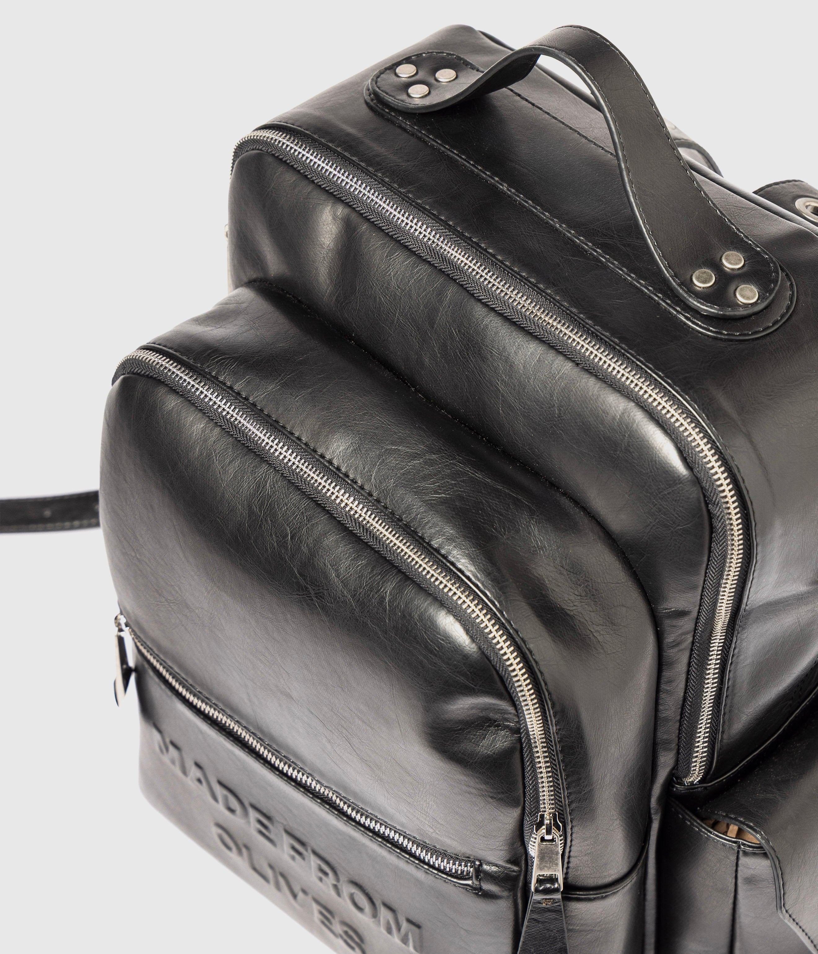 Jared Backpack black: vegan bag | Olives | Miomojo