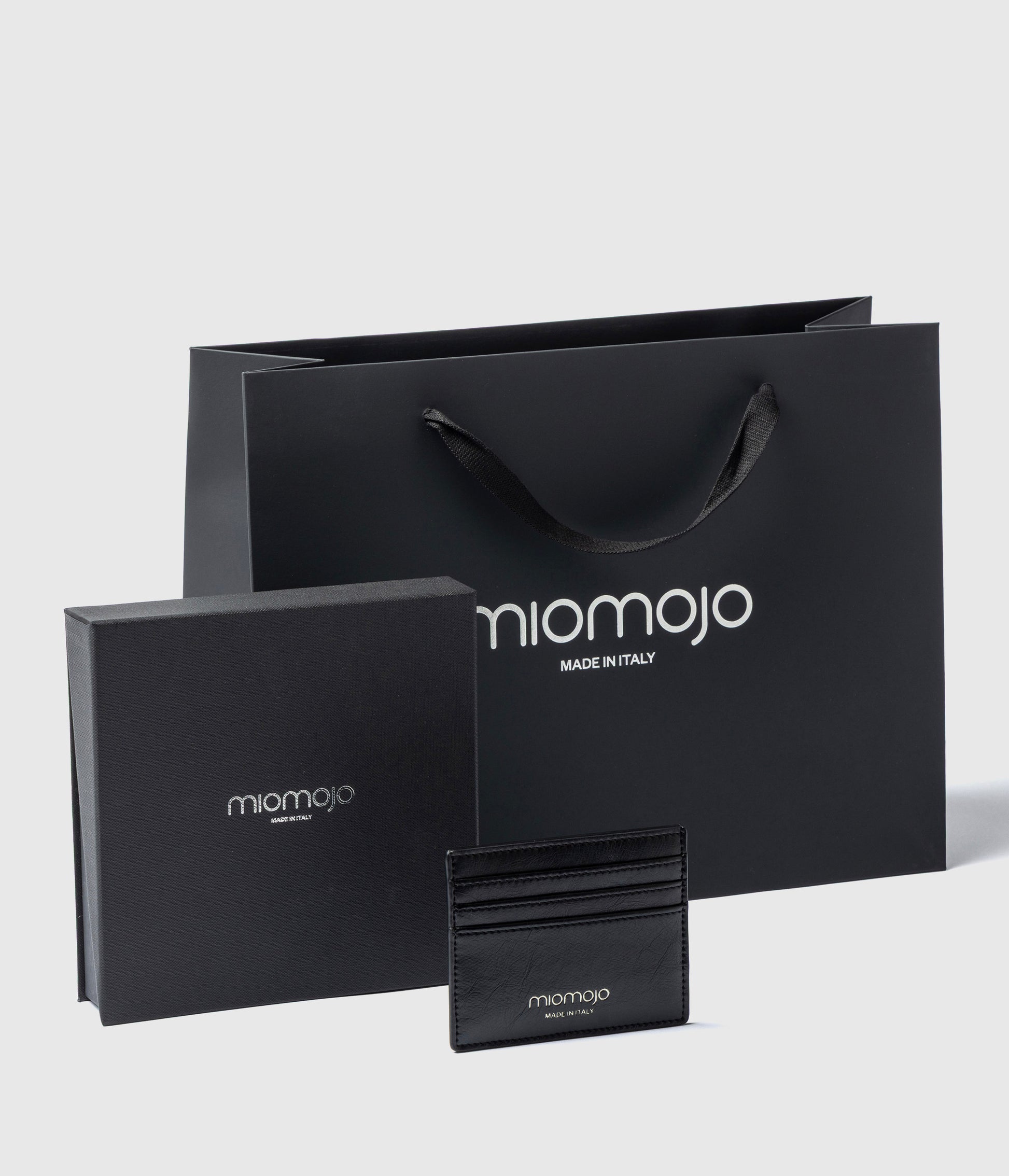 Leo Card Holder - Black (Olive-based)