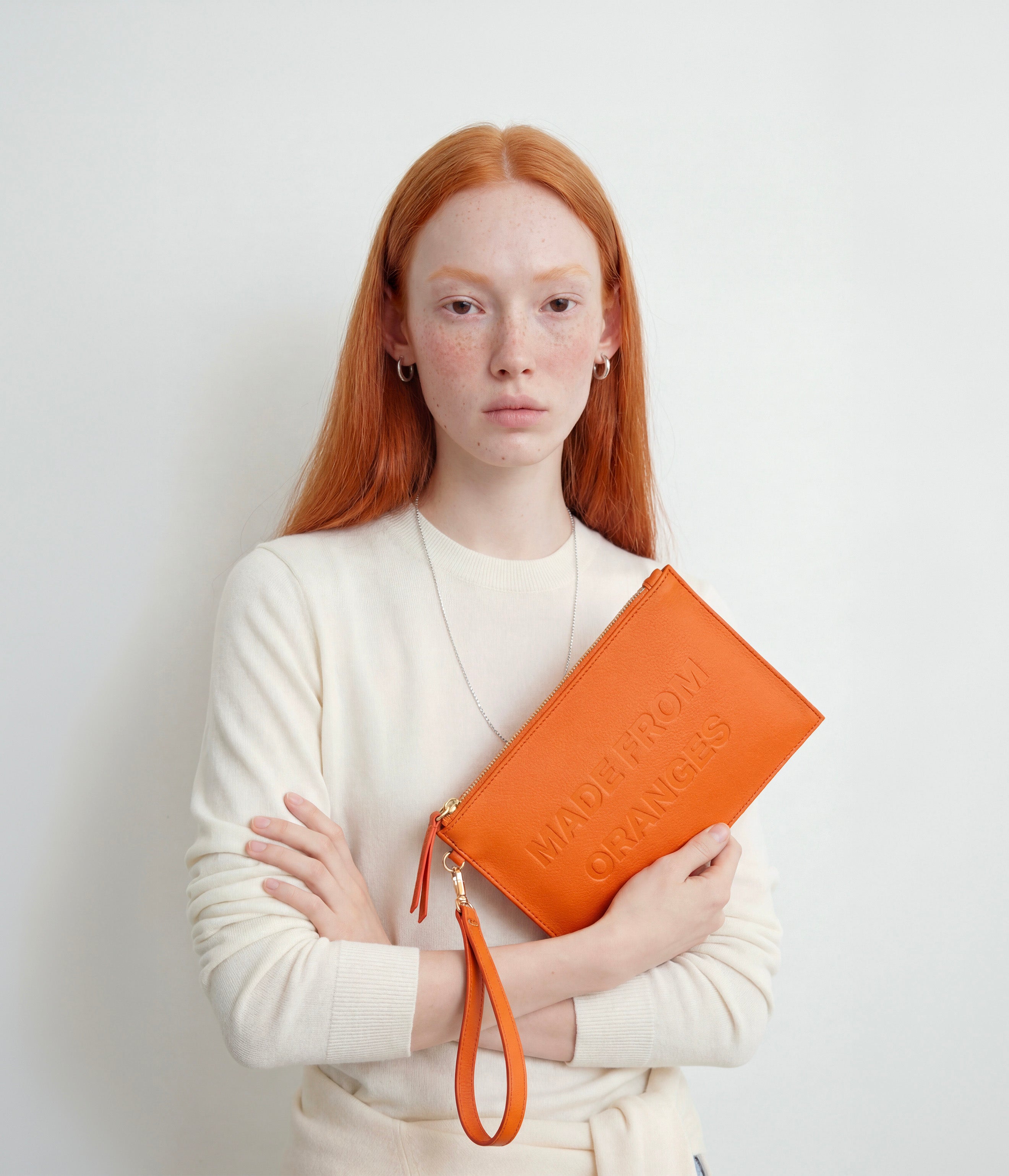 Orion Pouch Orange: vegan pouch | Orange | Miomojo Orion Pouch Orange: vegan pouch | Orange | Miomojo