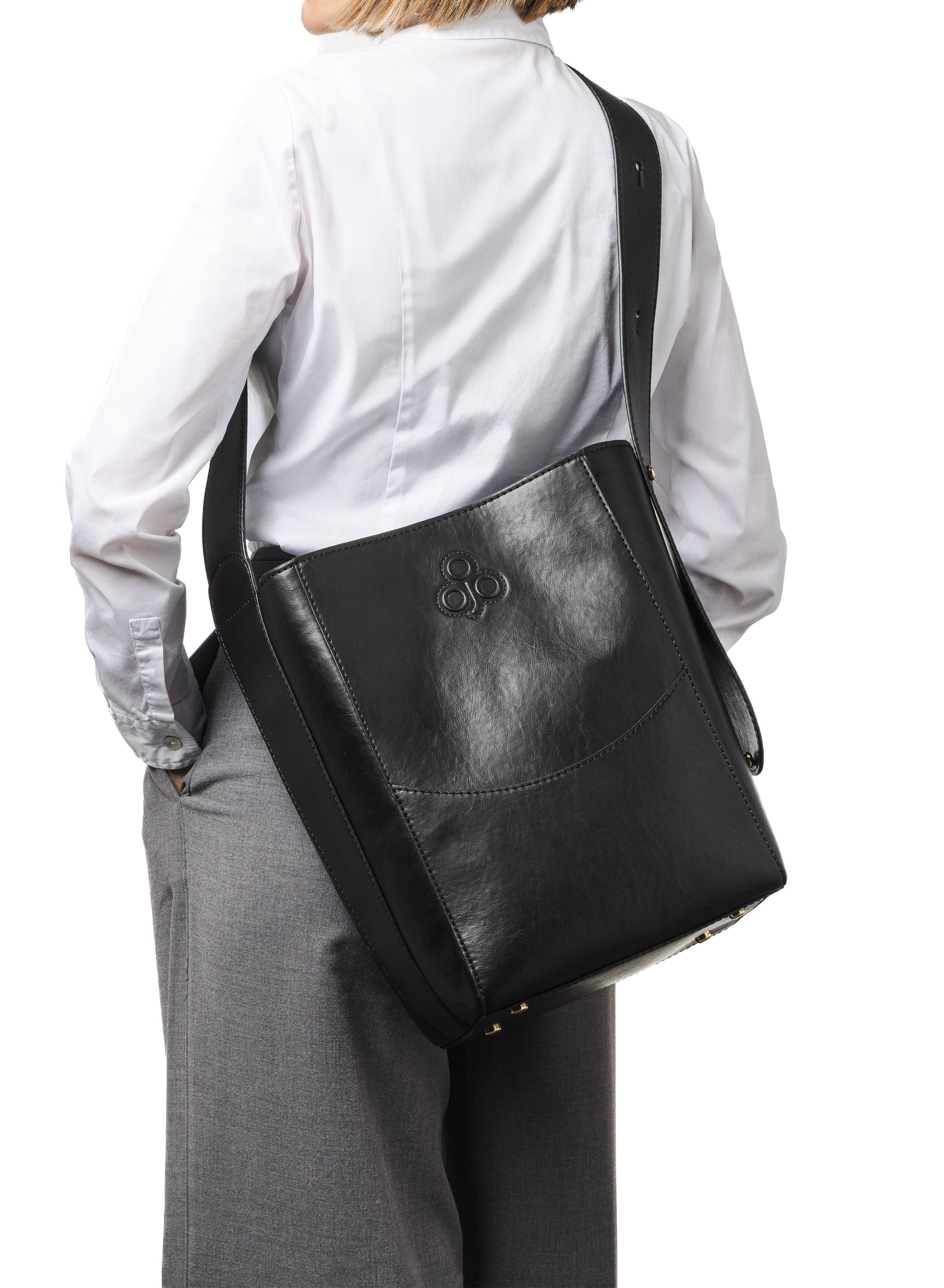 Aria Bucket Bag Black - Olive