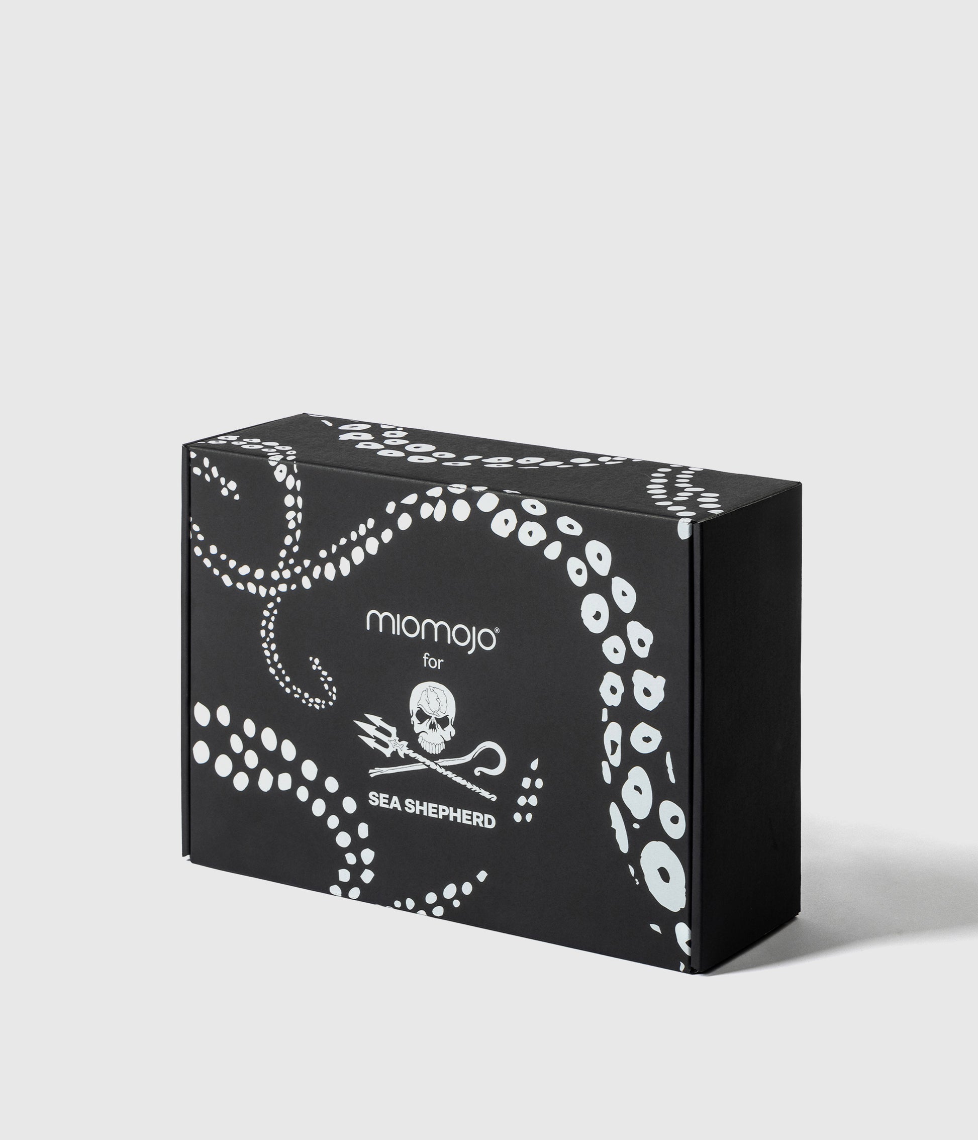 Limited Edition Miomojo x Sea Shepherd Washbag