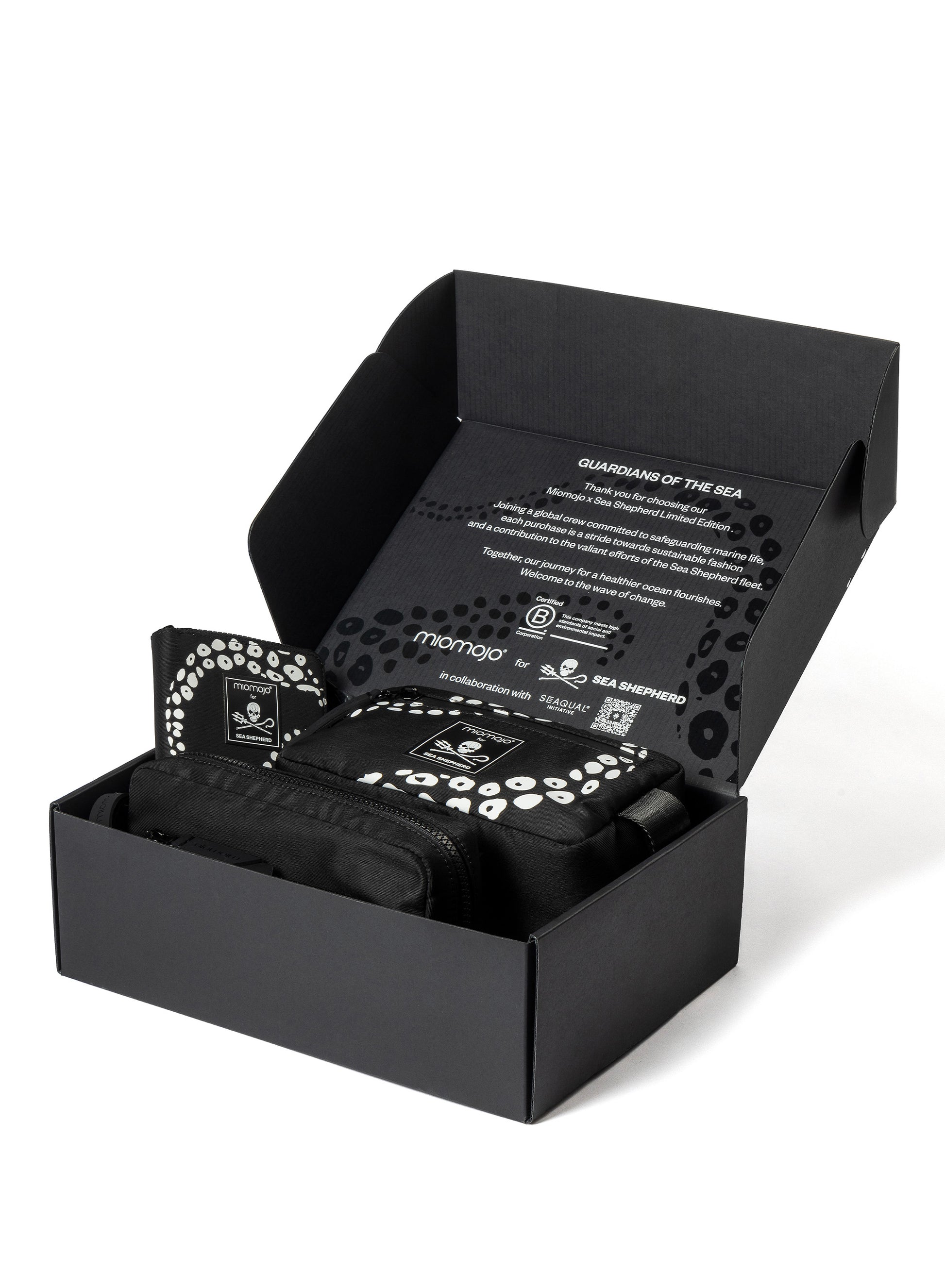 Limited Edition Miomojo x Sea Shepherd Gift Box