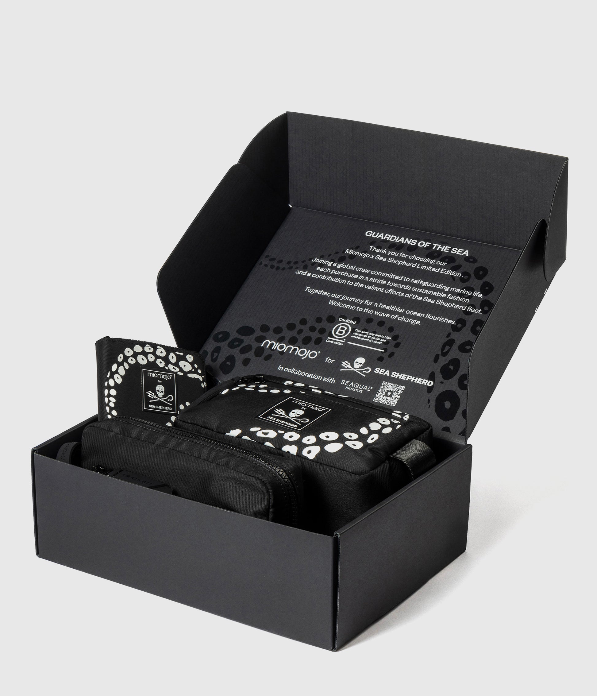 Limited Edition Miomojo x Sea Shepherd Gift Box