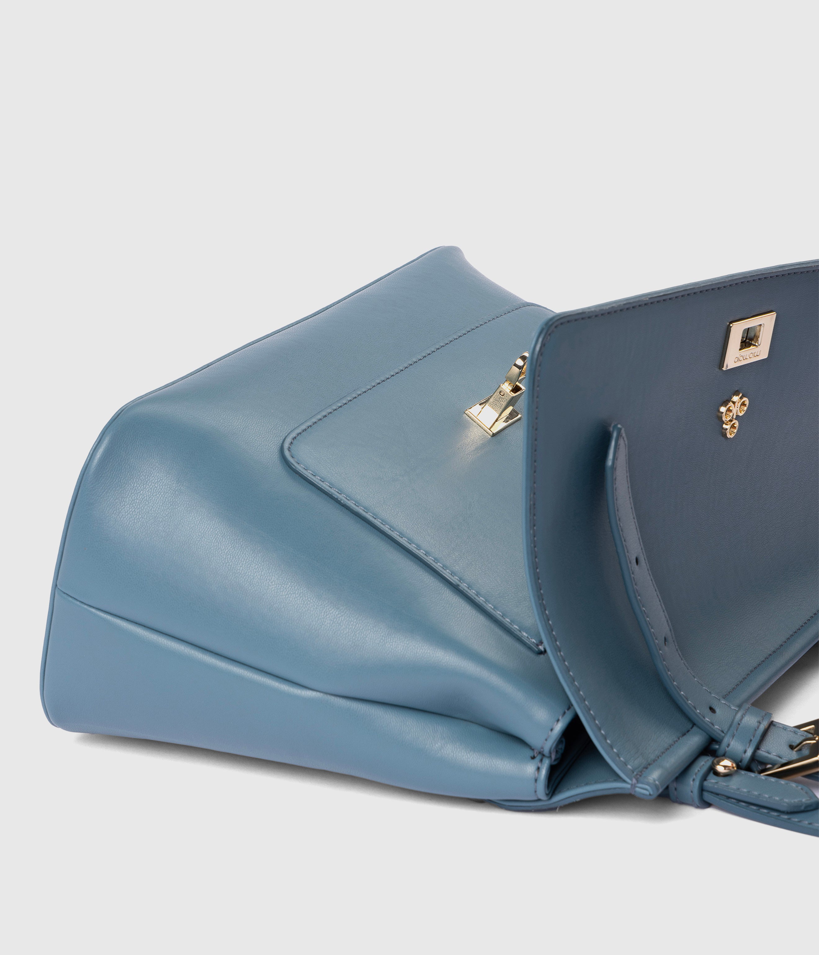 Tecla small Light Blue handbag: vegan bag | Corn | Miomojo